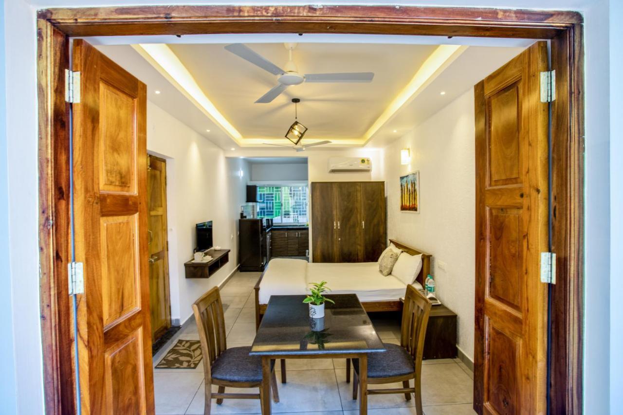 Whiteboard Homes Siolim Exterior photo