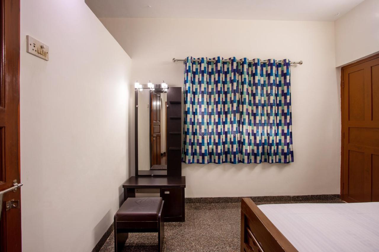Whiteboard Homes Siolim Exterior photo