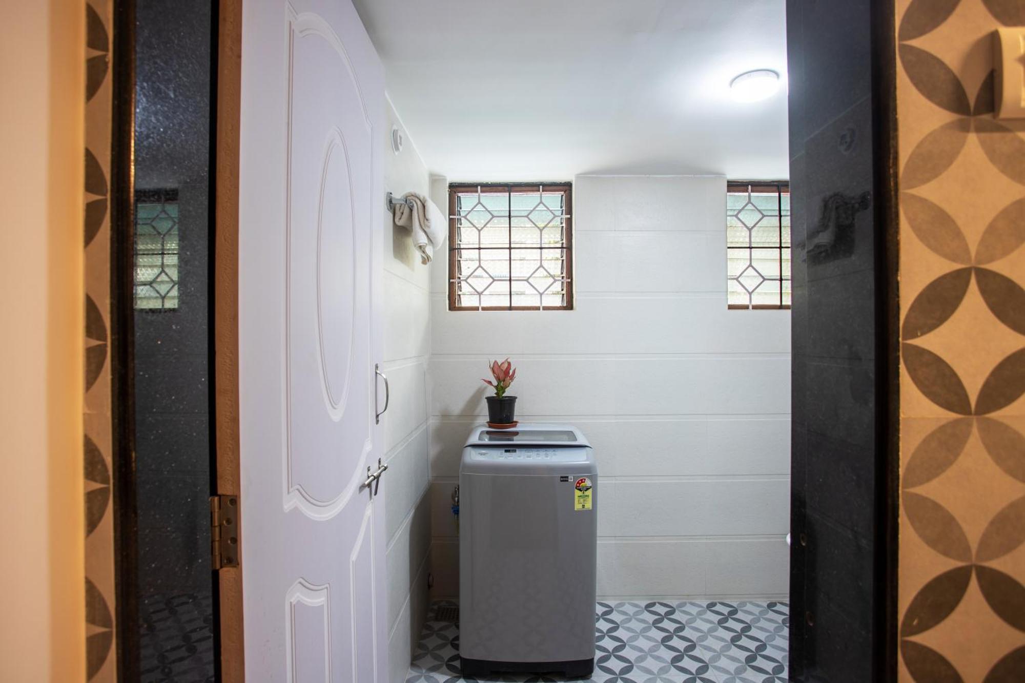 Whiteboard Homes Siolim Exterior photo